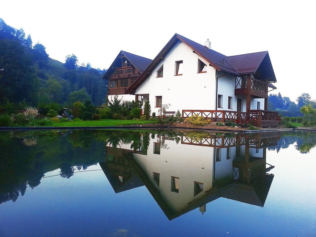 Gallery Of Mountains Holiday Home 야시냐 외부 사진
