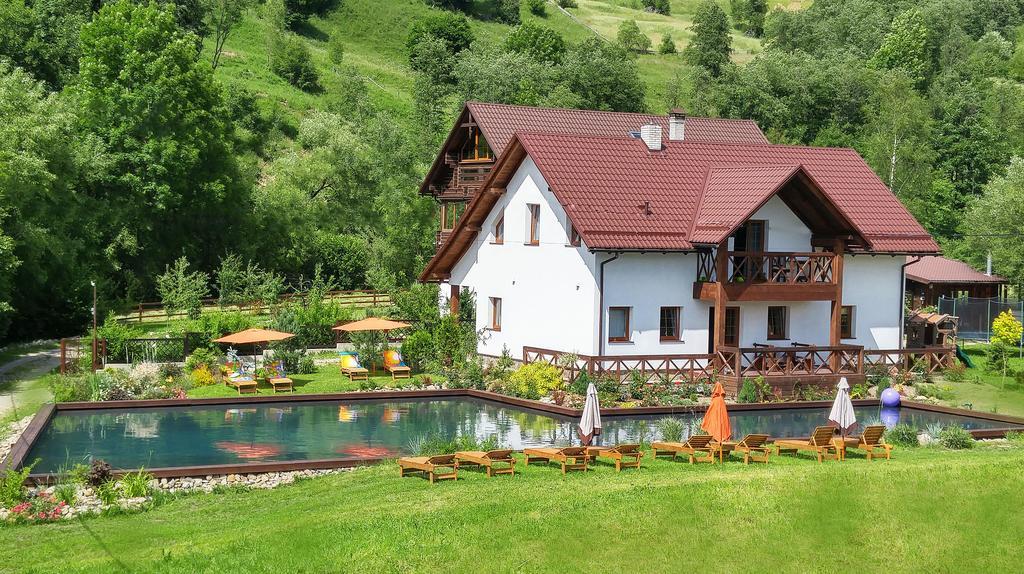 Gallery Of Mountains Holiday Home 야시냐 외부 사진