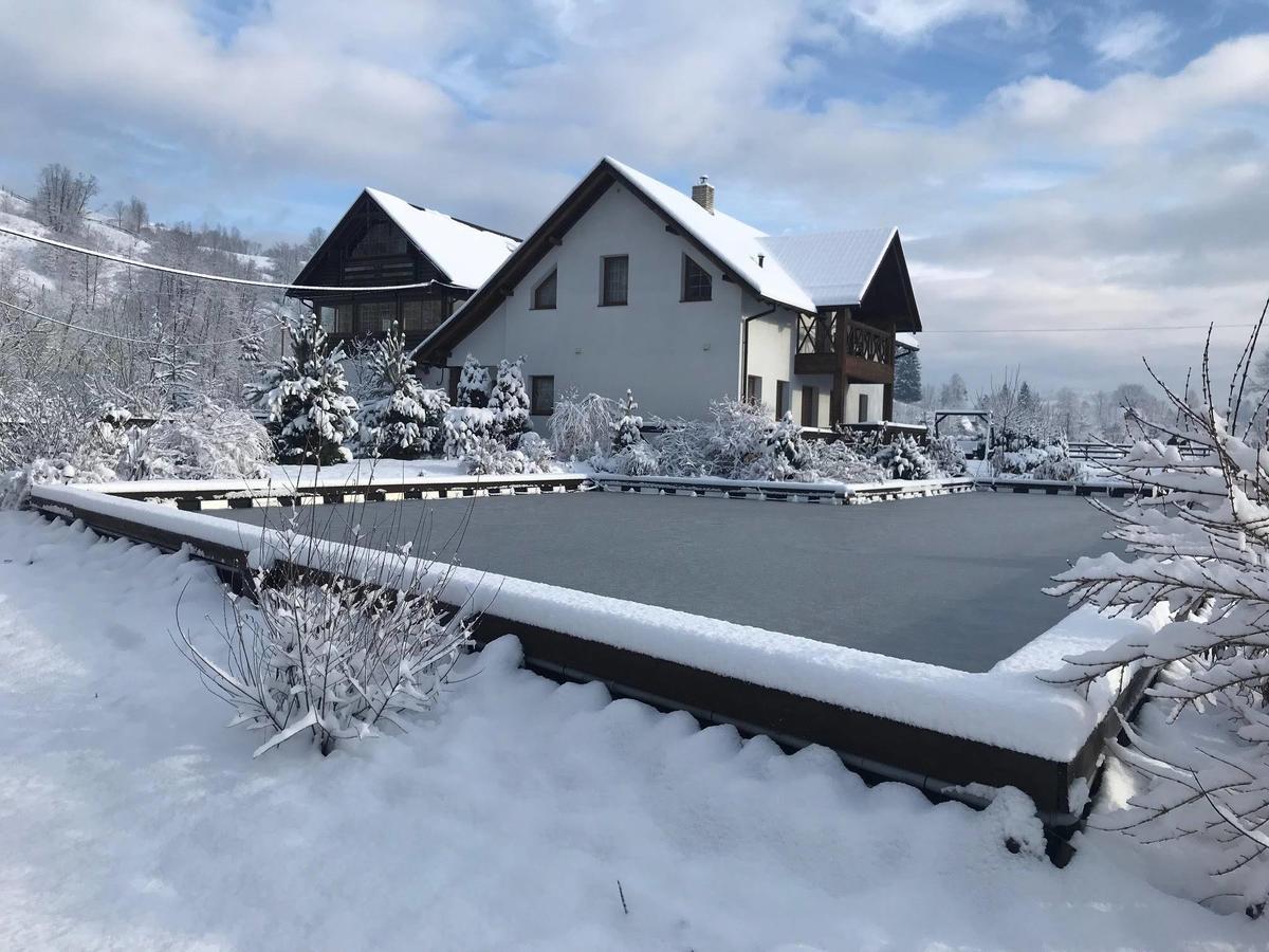 Gallery Of Mountains Holiday Home 야시냐 외부 사진