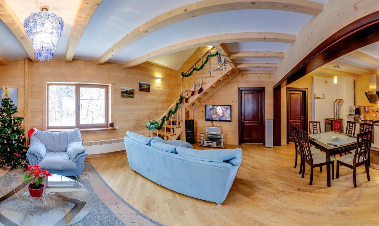 Gallery Of Mountains Holiday Home 야시냐 외부 사진